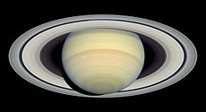 hst_saturn