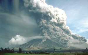 mayon_volcano_1984