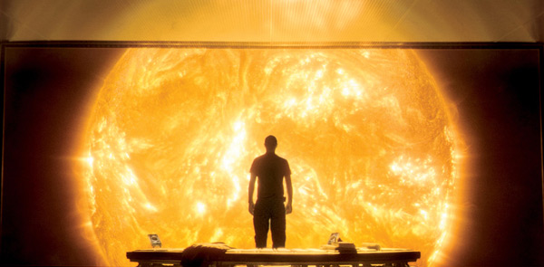 Cliff Curtis in the observation room of the Icarus II in Sunshine. 