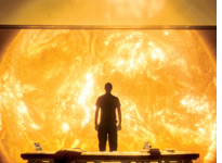 Cliff Curtis in the observation room of the Icarus II in Sunshine
Click image to expand.