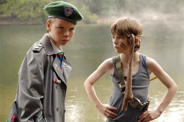 Bill Milner (right) as Will Proudfoot and Will Poulter (left) as Lee Carter in Son of Rambow.