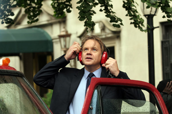 Tim Robbins plays David Owen in Noise.