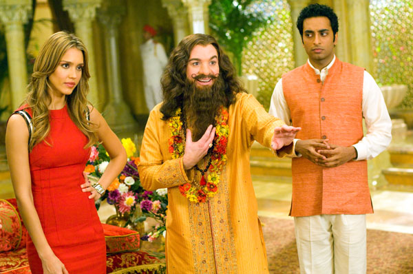 Jessica Alba and Mike Myers in The Love Guru.