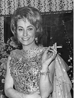 Danielle Darrieux. Click image to expand.