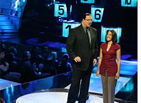 Penn Jillette and a contestant on Identity. Click image to expand.