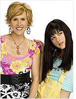 Molly Shannon and Selma Blair in Kath & Kim. Click image to expand.