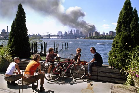 Young New Yorkers on the Brooklyn waterfront on 9/11.