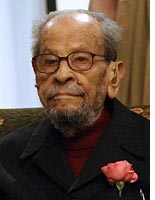 Egyptian novelist Naguib Mahfouz. Click image to expand.