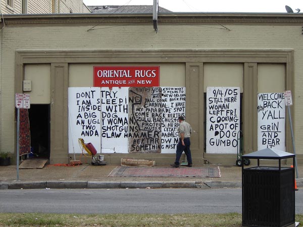 Anti-looting warning on St. Charles Avenue.