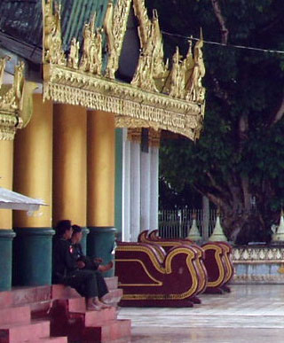 Soldiers at the Shwedagon Pagoda.