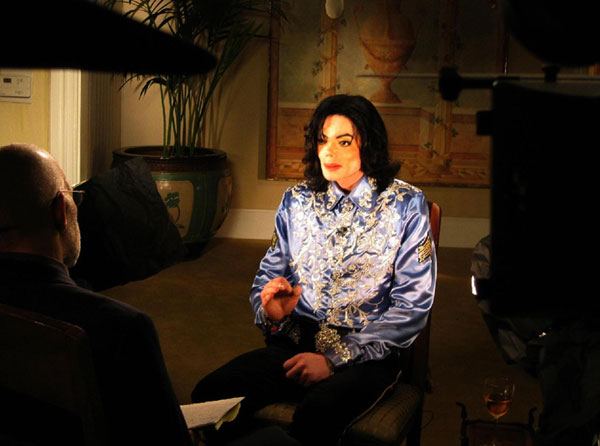 60 Minutes reporter Ed Bradley interviews Michael Jackson.
