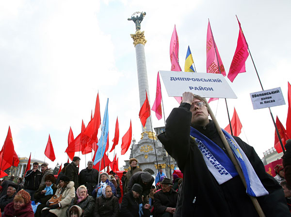 Pro-Russia demonstrators in Kiev.
