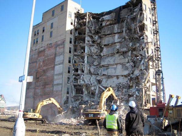 Former Motown headquarters make way for a parking lot.