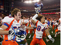 Seth Anderson and Aiona Key of the Boise State Broncos. Click image to expand.