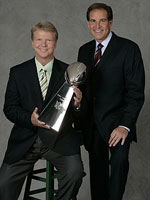 CBS Sports' Jim Nantz (right) and Phil Simms. Click image to expand.