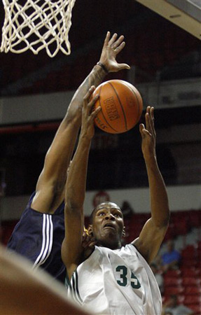 Seattle SuperSonics forward Kevin Durant.