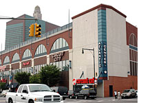 Ratner's Atlantic Center mall. Click on image to expand.