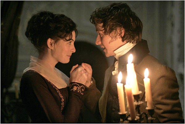 Anne Hathaway and James McAvoy in Becoming Jane.