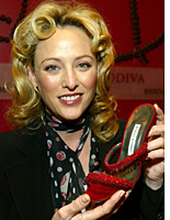 May I interest you in a pre-owned Manolo?
Click image to expand.