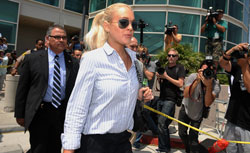 Lindsay Lohan leaves Airport Branch Courthouse in Los Angeles, California after a probation hearing. Click to expand image. 