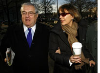 Former New York Times reporter Judy Miller (R) and her lawyer Bob Bennett (L). Click image to expand.