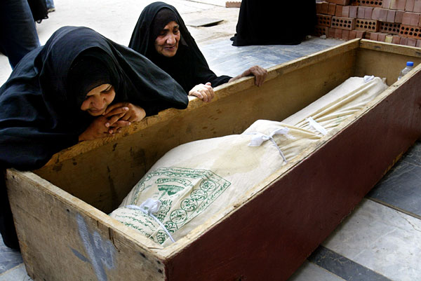 Iraqi mourners.