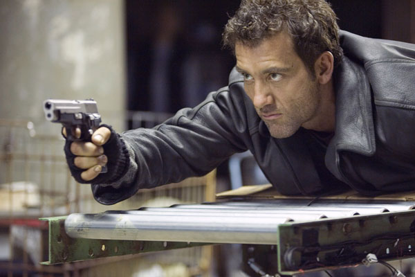 Clive Owen in Shoot 'Em Up.