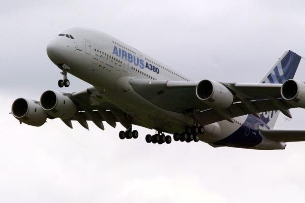 Please wait till the aircraft has come to a complete stop.