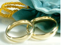 Gold rings. Click image to expand.