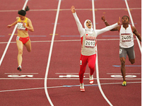 Roqaya al-Gassra of Bahrain. Click image to expand.
