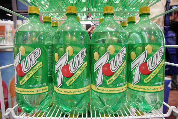 7UP.