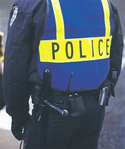 What's proper police protocol? Click image to expand.