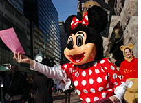 Minnie Mouse might just be an intern. Click image to expand.