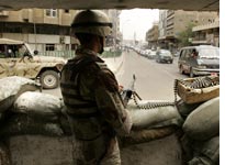 Iraqi soldier. Click image to expand.