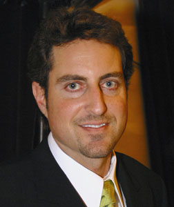 Howard K.Stern. Click image to expand.