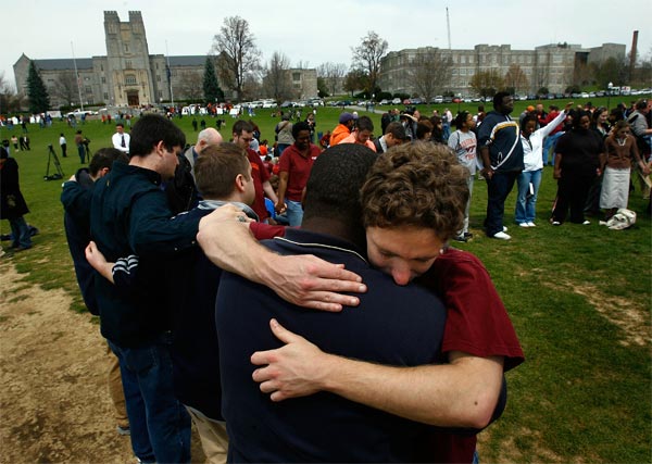 Mourners at Virginia Tech.