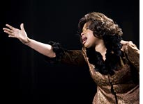 Jennifer Hudson in Dreamgirls. Click image to expand.