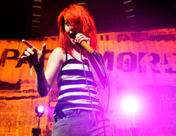 Hayley Williams of Paramore. Click image to expand.