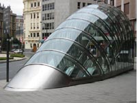 A "fosterito" Metro entrance in Plaza Moyúa