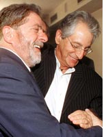 Fernando Gabeira (R) hugging the current Brazilian president Luiz Inacio Lula da Silva. Click image to expand.