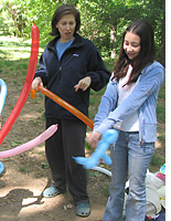 Making balloon animals. Click image to expand.