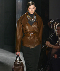 Donna Karan fashion show. Click image to expand.