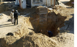 Photo of Palestinian smuggling tunnel by SAID KHATIB/AFP/Getty Images)