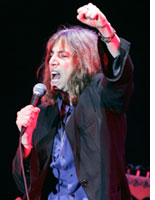 Patti Smith in concert.
Click image to expand.