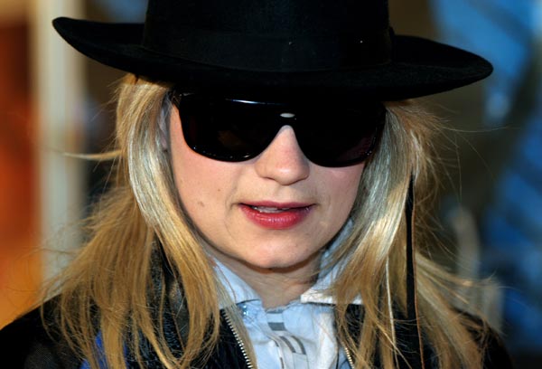 "JT LeRoy" as "he" appeared in public.
