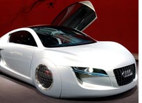 Audi RSQ sports coup from I, Robot. Click image to expand.