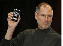 Steve Jobs with the Apple iPhone
Click image to expand.