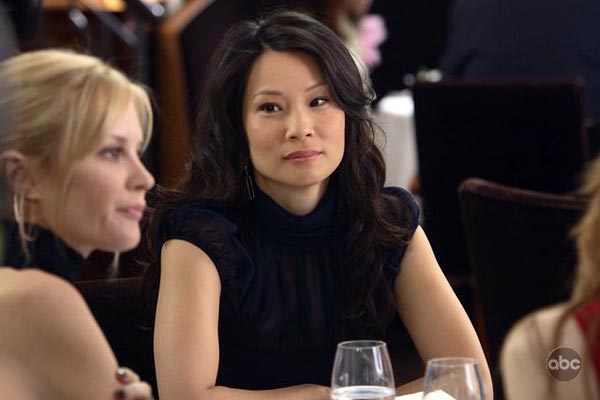 Bonnie Somerville and Lucy Liu in ABC's Cashmere Mafia.