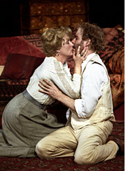 Maryl Streep and Kevin Kline