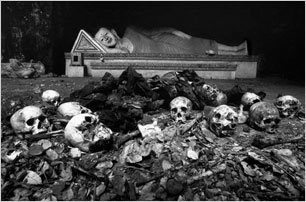 TODAY'S PICTURES: Cambodia after Pol Pot.